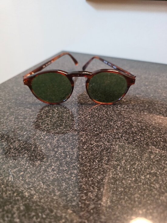 Vintage Bausch & Lomb Ray-Ban Round Tortoise Sunglasses G-15 USA